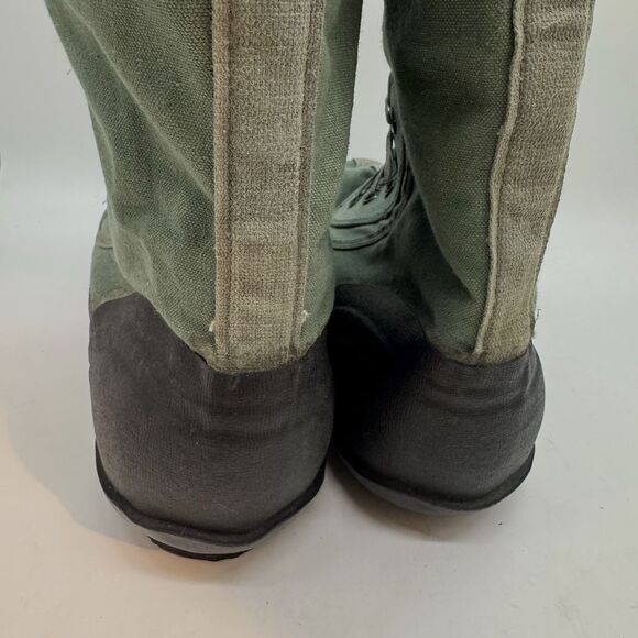 Vintage 80s Air Force Extreme Cold Weather Boots N-1B Medium Mukluks Socks USAF main image 7